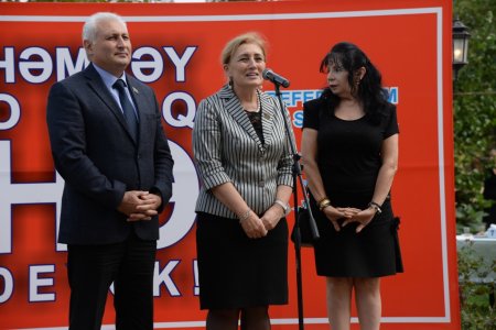 Nəsimidə hakim partiyanın referendum təbliğatı... Nəsimidə hakim partiyanın referendum təbliğatı...
