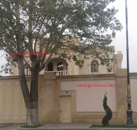 "Gəncənin hal(sızlığ)ı da göz qabağındadır, Elmar Vəliyevin dəm-dəstgahı da" "Gəncənin hal(sızlığ)ı da göz qabağındadır, Elmar Vəliyevin dəm-dəstgahı da"