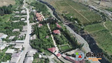 Elxan Süleymanov Göyçay çayının məcrasını dəyişdirir Elxan Süleymanov Göyçay çayının məcrasını dəyişdirir