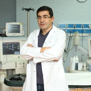 “Baku Medical Plaza”da müəlliməni necə öldürürlər… “Baku Medical Plaza”da müəlliməni necə öldürürlər…