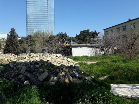 Keçmiş nazirlə bağlı ilginc iddialar... Keçmiş nazirlə bağlı ilginc iddialar...