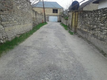 Mehdi Səlimzadə sakinləri dinləmək istəmir... Mehdi Səlimzadə sakinləri dinləmək istəmir...
