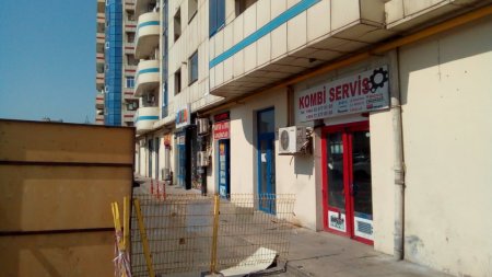 “Uğur-2" yaşayış kompleksində sahibkarlar nədən giley edir? “Uğur-2" yaşayış kompleksində sahibkarlar nədən giley edir?