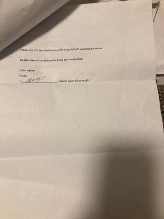 "Necə ola bilər ki, konsulluğun verdiyi etibarnaməni bank saxta sayır?" "Necə ola bilər ki, konsulluğun verdiyi etibarnaməni bank saxta sayır?"