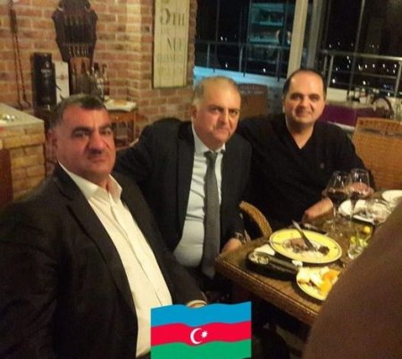 Astarada karantin qaydalarını vəzifəlilər pozur... Astarada karantin qaydalarını vəzifəlilər pozur...