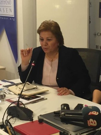 "Şəxsən mən Xankəndidə kooperativ ev növbəsindəydim" "Şəxsən mən Xankəndidə kooperativ ev növbəsindəydim"