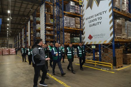 KOBİA nümayəndə heyəti “Veysəloğlu”na məxsus Məhəmmədi Logistika Mərkəzini ziyarət edib
