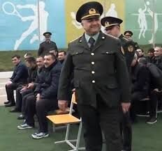 Nazir rəisi buna görə işdən çıxarıb: Planşet, bahalı viski...